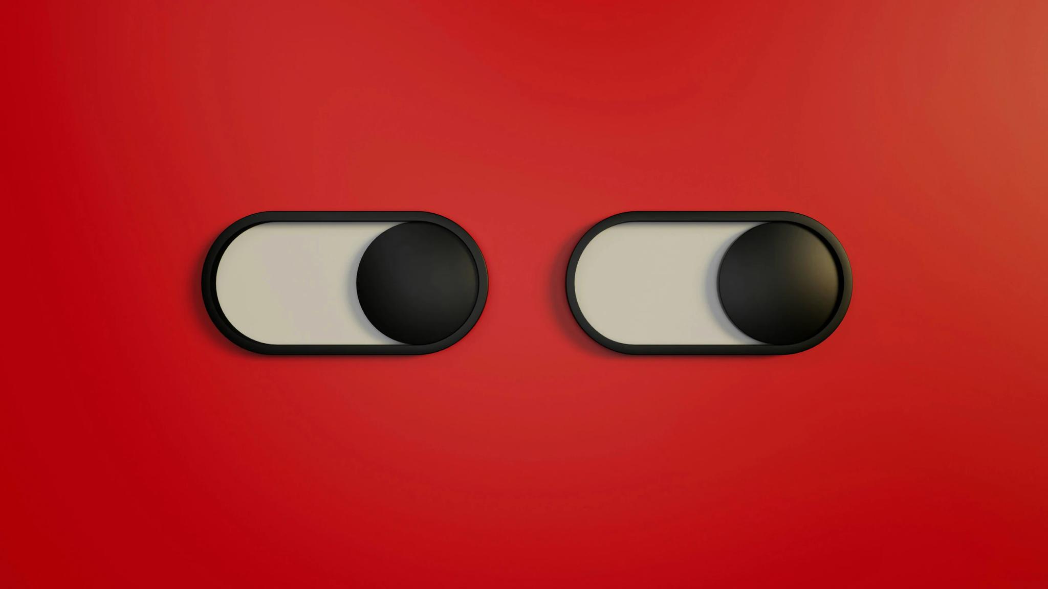 red cheeky toggles
