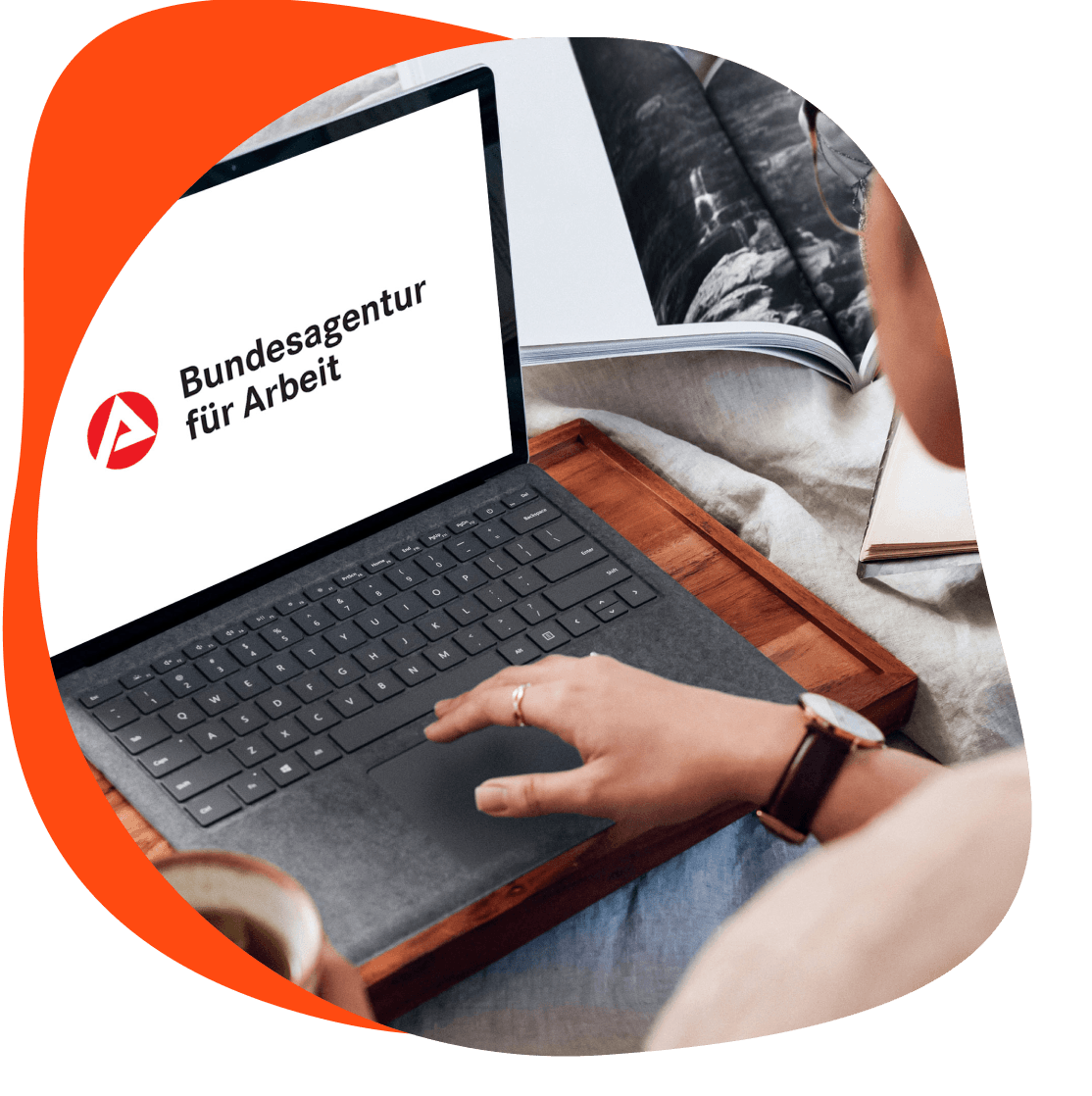 Laptop showing Bundesagentur für Arbeit website